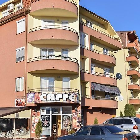Mb Apartments Jagodina Esterno foto