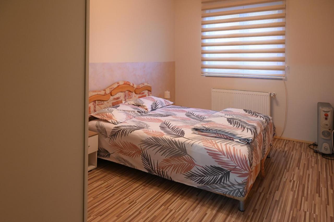 Mb Apartments Jagodina Esterno foto
