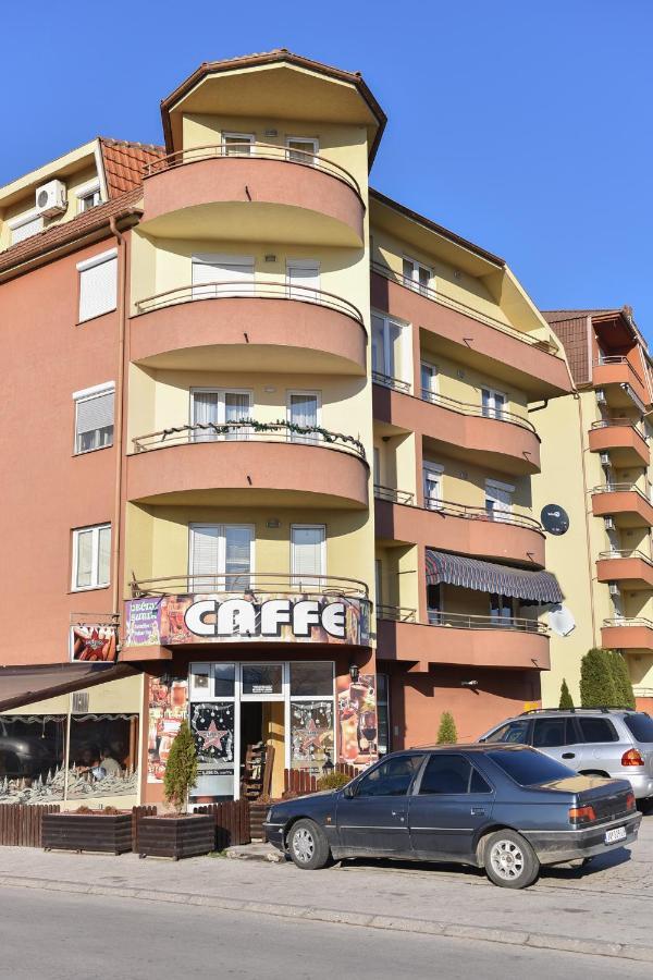 Mb Apartments Jagodina Esterno foto